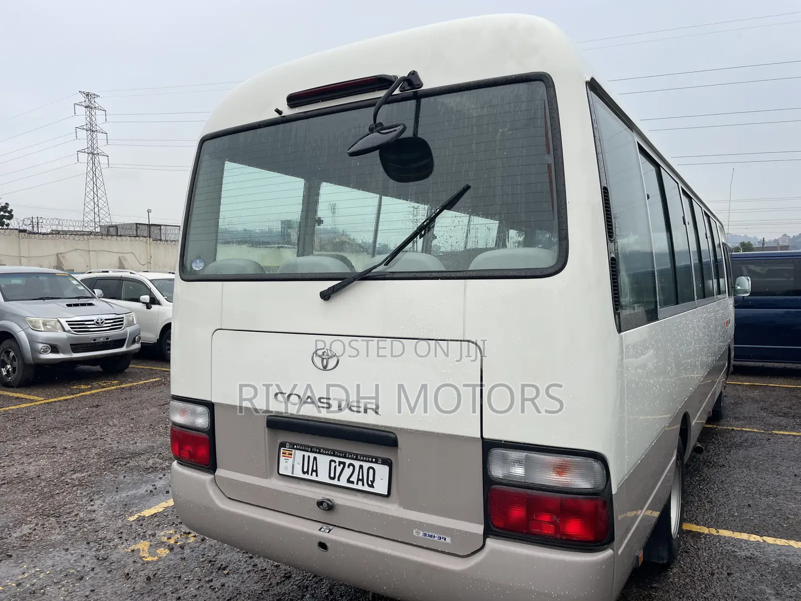 Toyota Coaster 2011 Silver