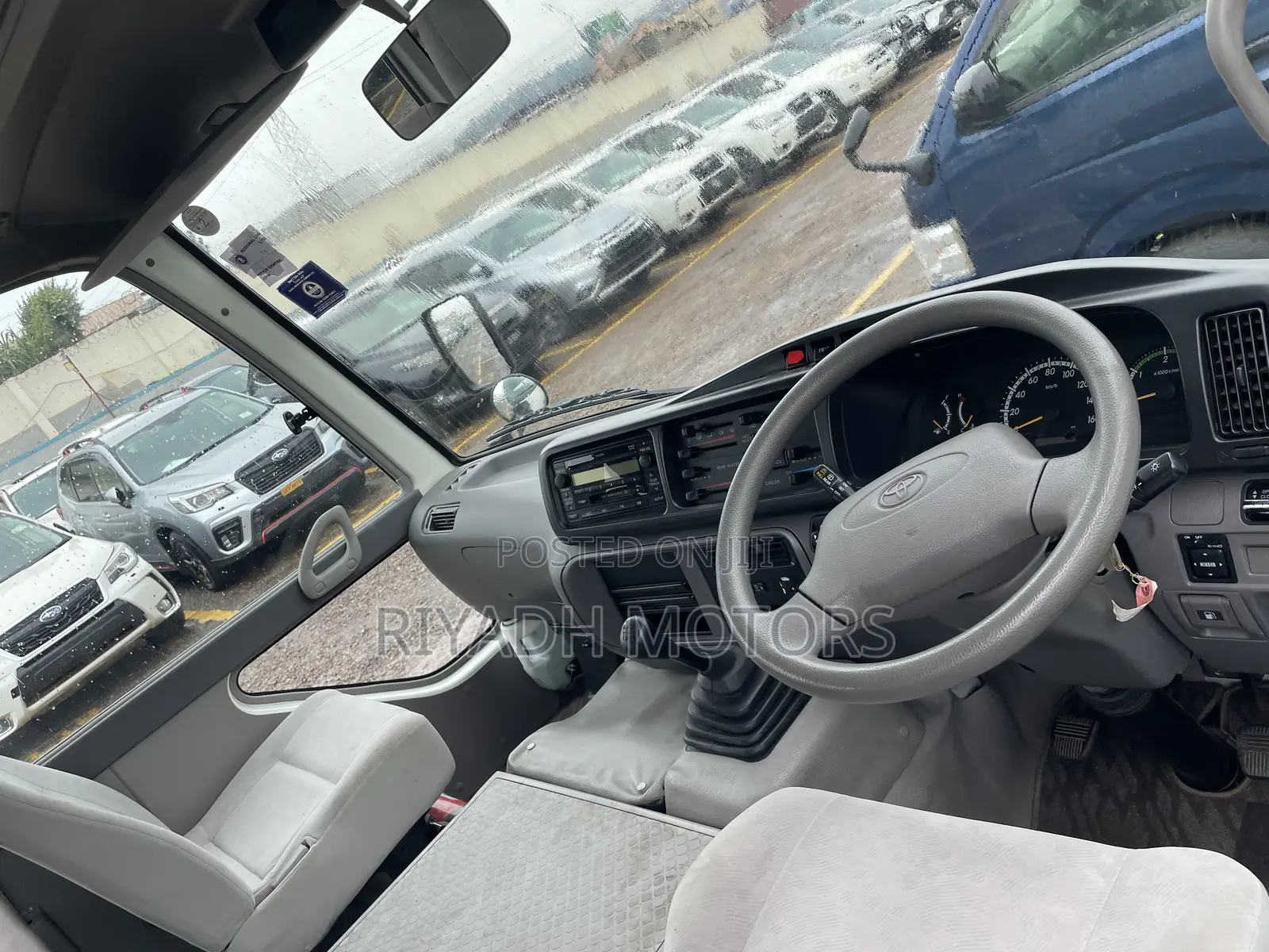 Toyota Coaster 2011 Silver
