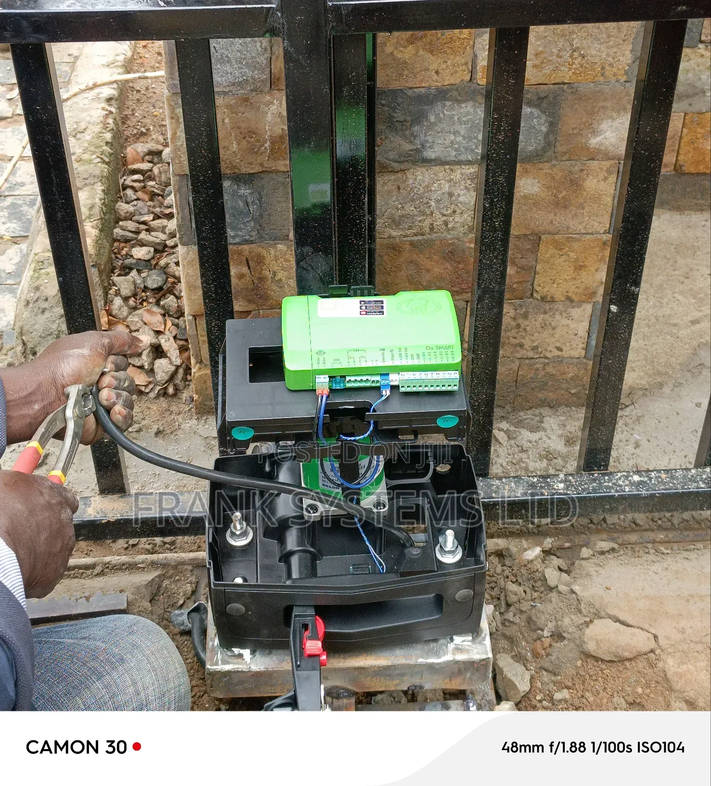Automatic Sliding Gate System. Smart Intelligent