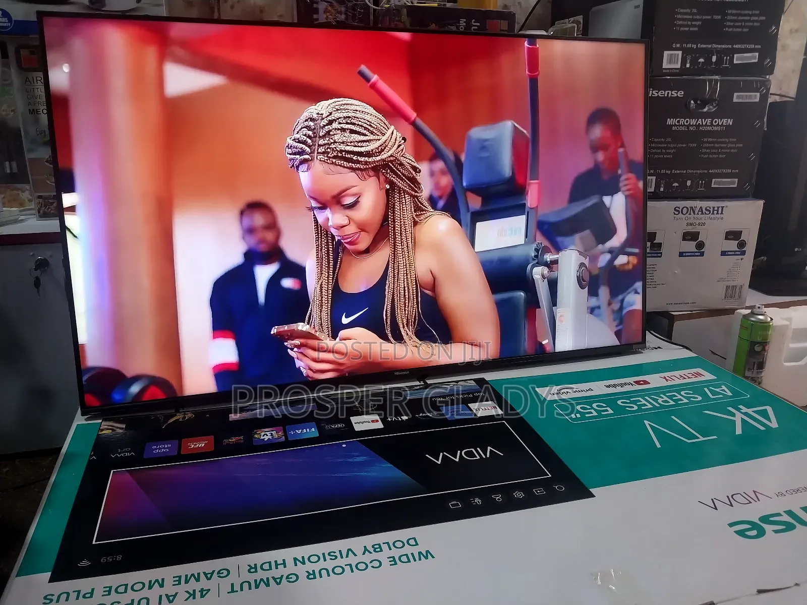 Hisense 55 7 Series Smart Uhd Flat Screen Flameless.