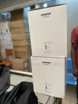 Qnap 4bay 4gb Nas Enclosure