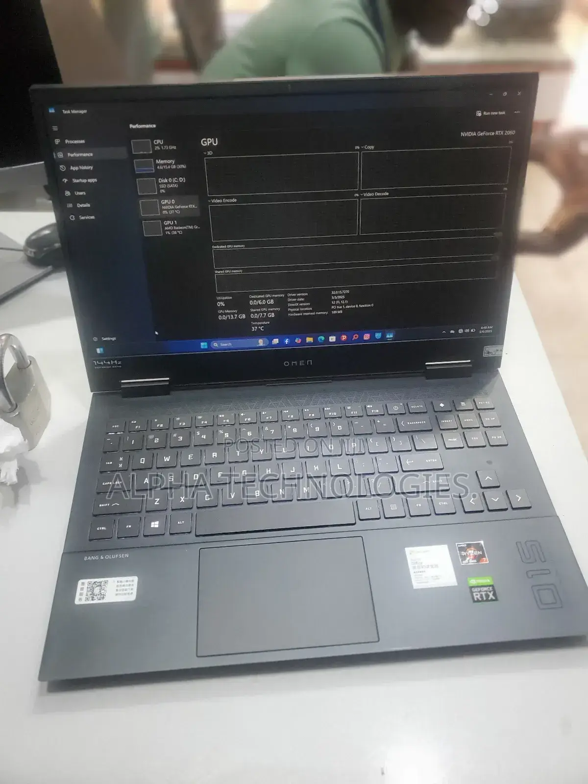 Laptop HP Omen 15 32GB AMD Ryzen 7 SSD 512GB