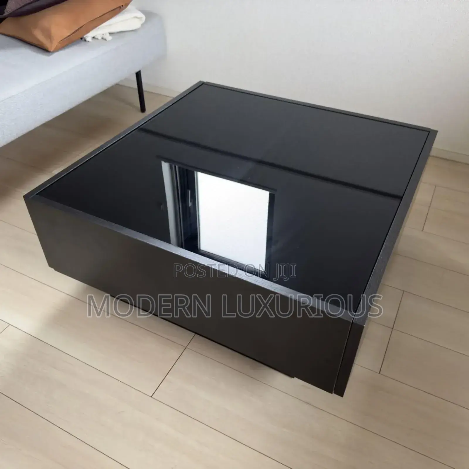Center Table/Centre Tables/Centers Tables/Center Table