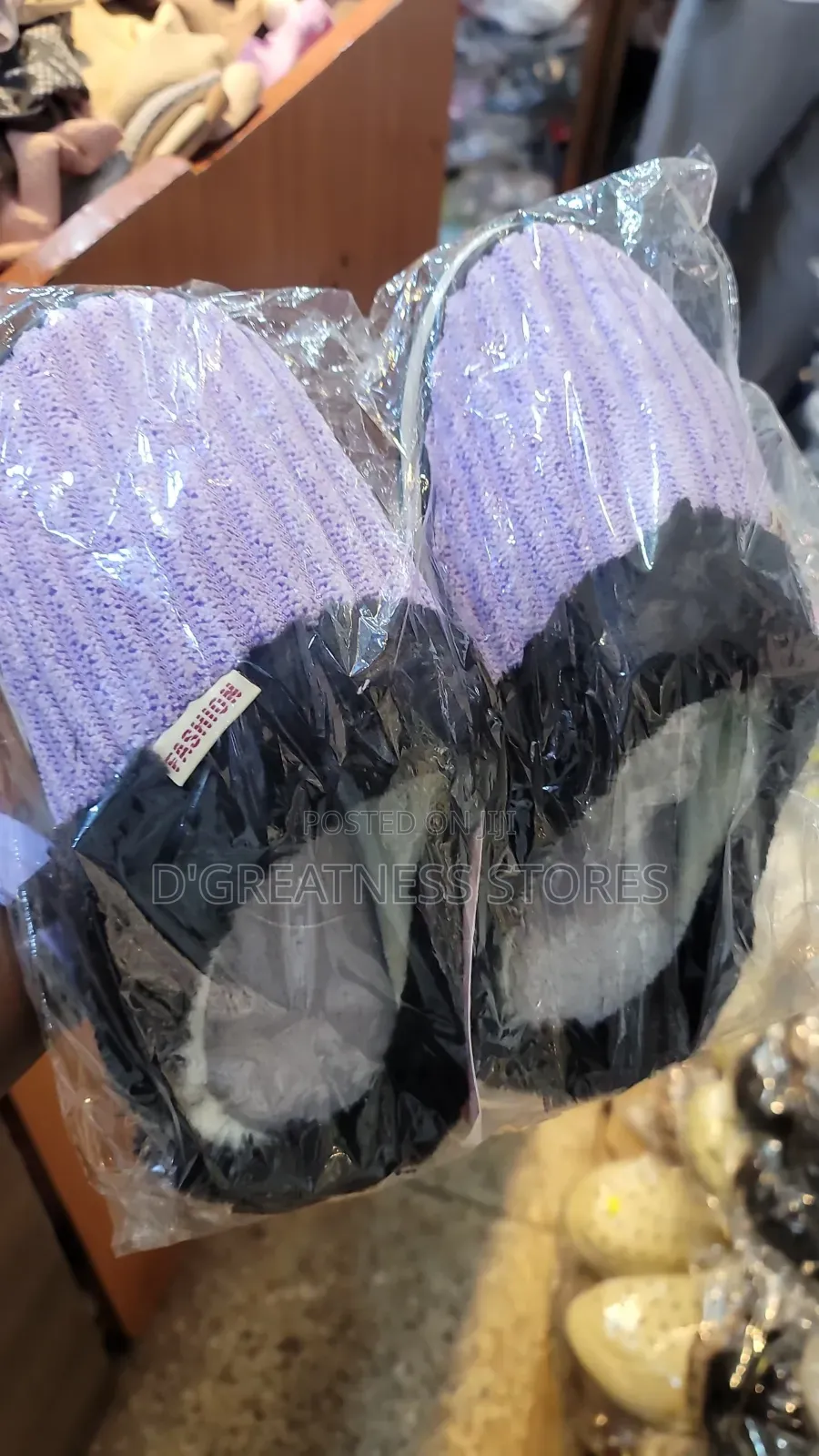 Laddies Inside Shoes