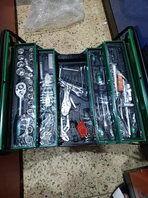 Tool Set With Box Spanners Up to 32mm