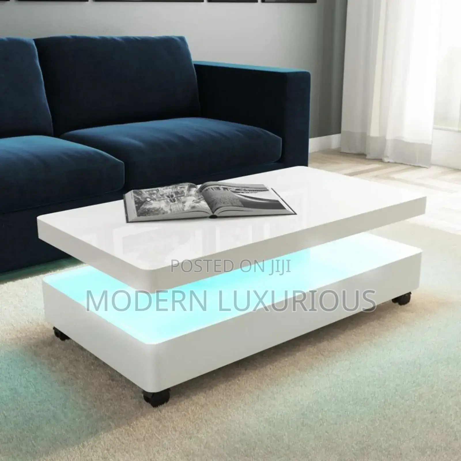 Metallic and /Classy.
Clear /Glass Top.
Center Table/
