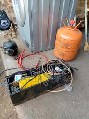Fridge Repairing and Gas Refilling Experts
