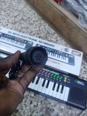 32-Key Electronic Keyboard