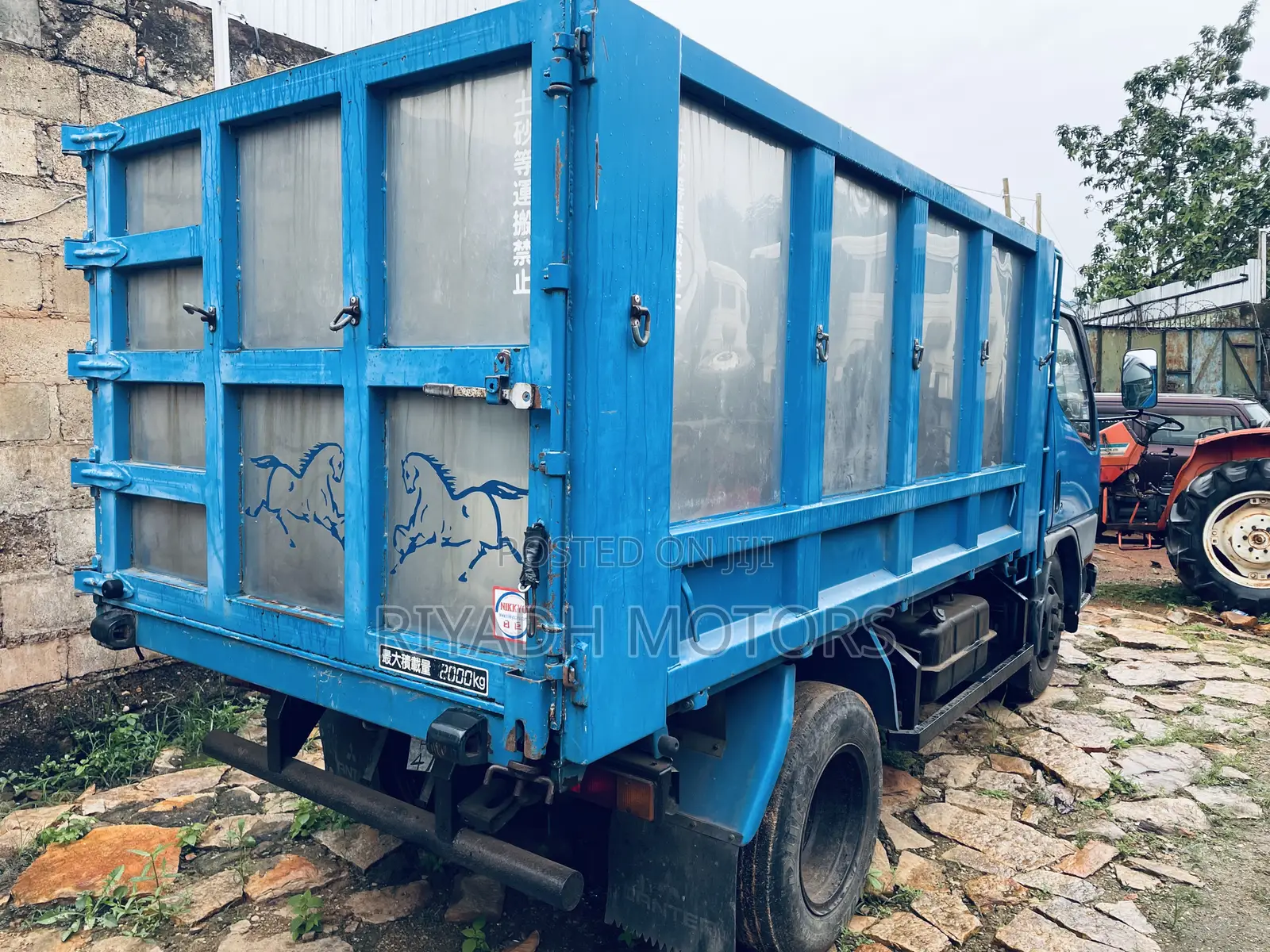 Canter Dumper 2002