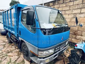 Canter Dumper 2002