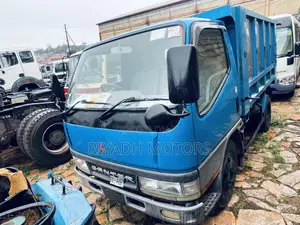 Canter Dumper 2002