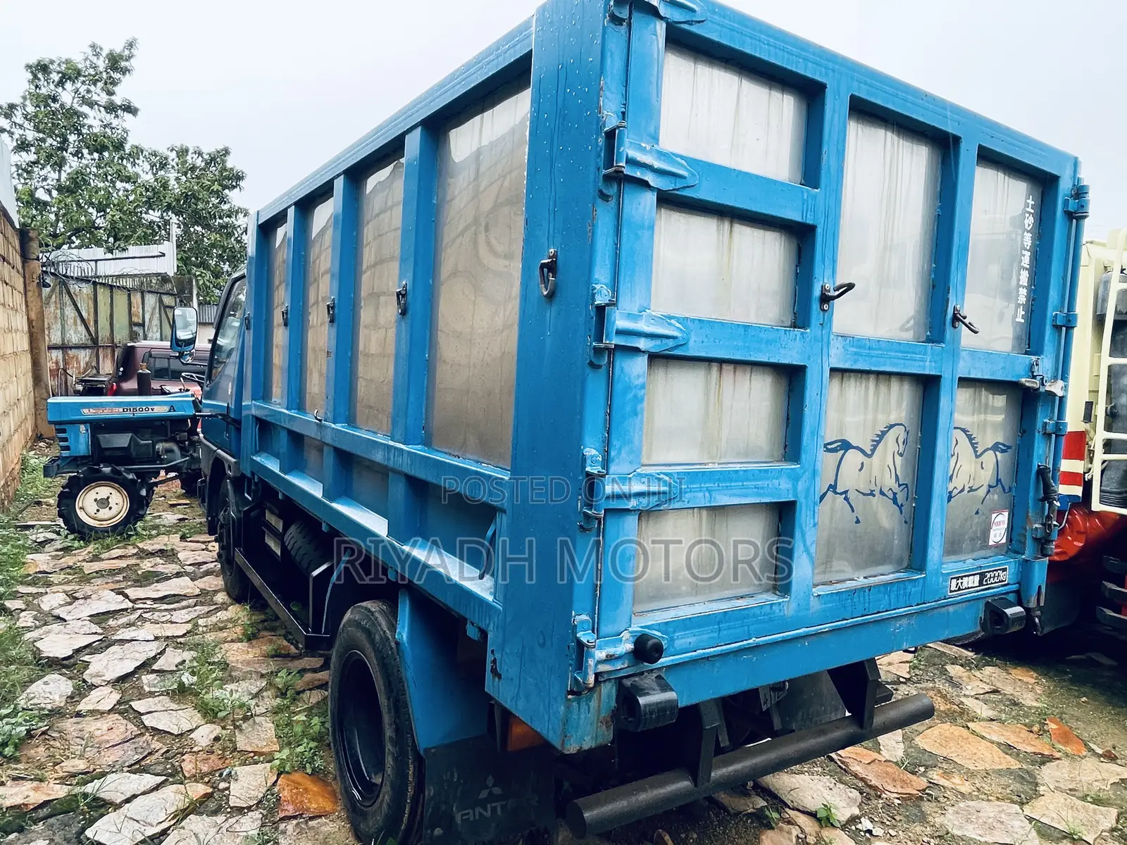 Canter Dumper 2002