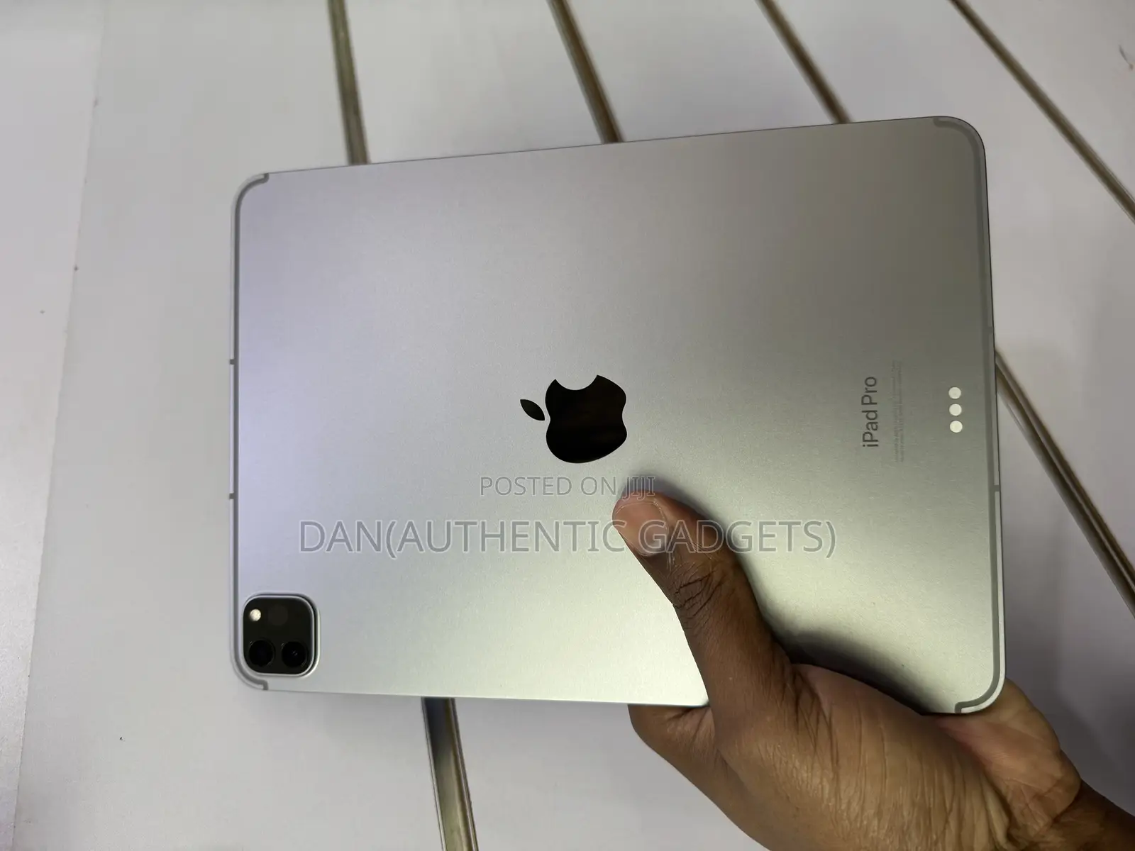 Apple iPad Pro 11 (2022) 128 GB Gray