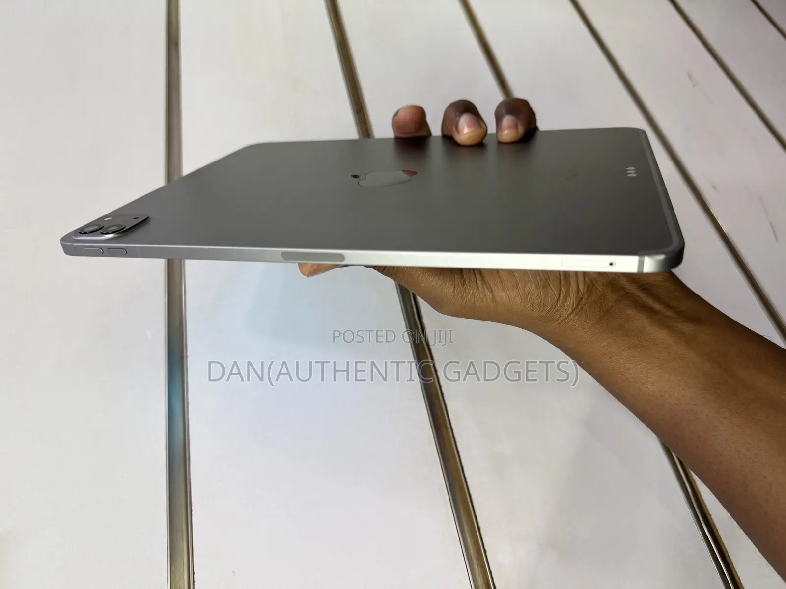 Apple iPad Pro 11 (2022) 128 GB Gray