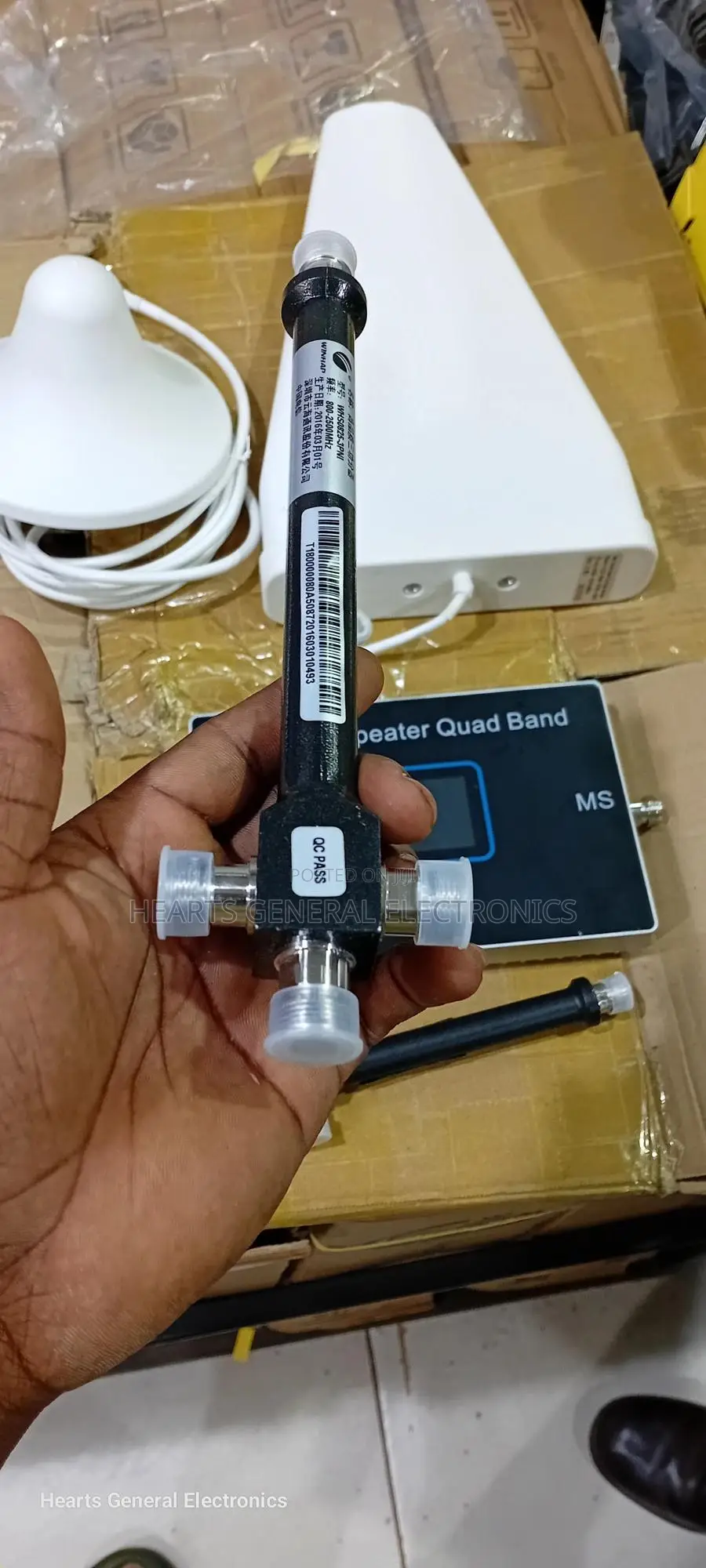 Mobile Network Booster ( Quad Band )