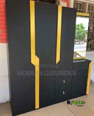 Free Delivery Kwa Dar /Es Salaam Na/ Modern Good Wardrobe/