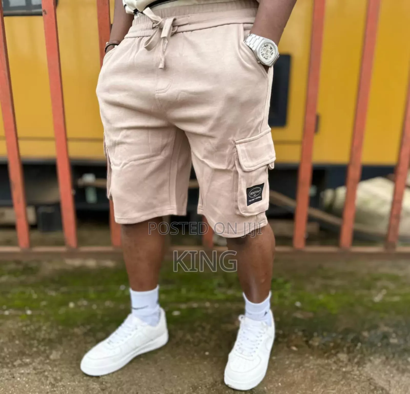 Genial Cargo Shorts