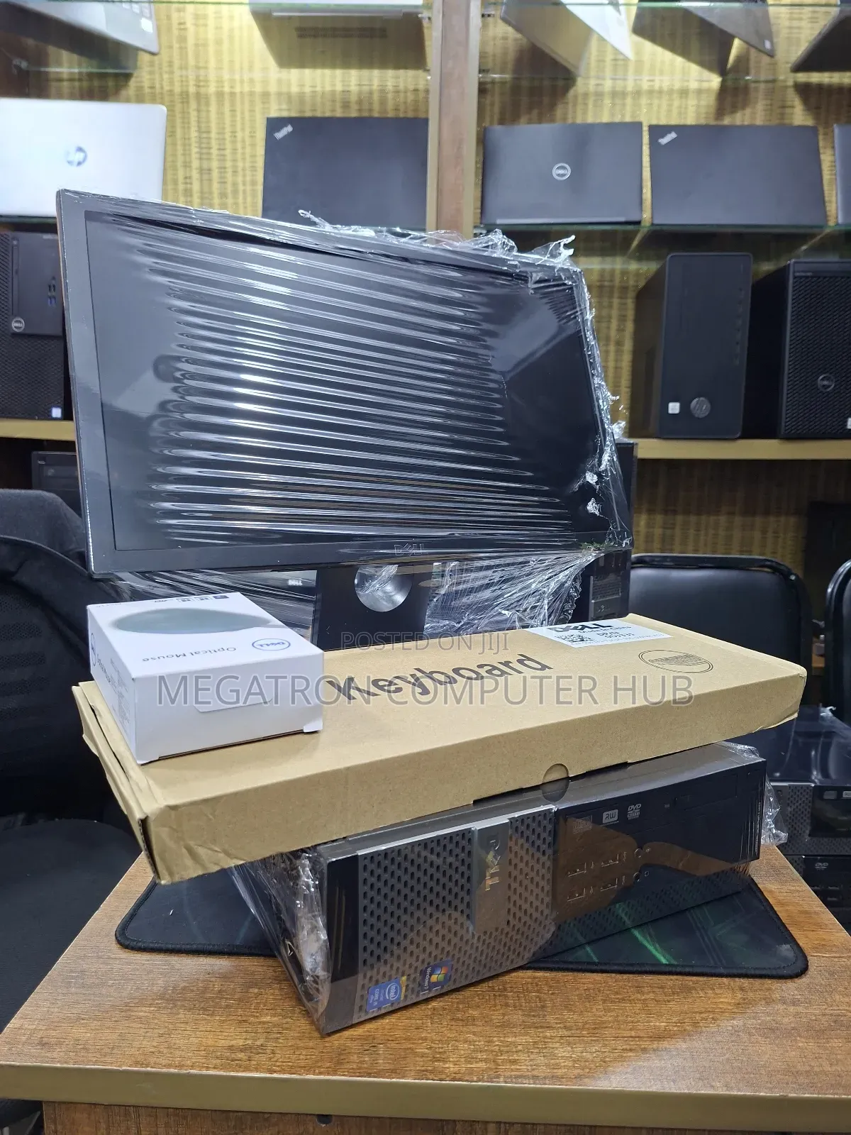 Desktop Computer Dell OptiPlex 390 4GB Intel Core I5 HDD 320GB