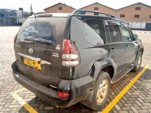 Prado Ronaldo 2009 TRJ for Hire-Rent,Selfdrive