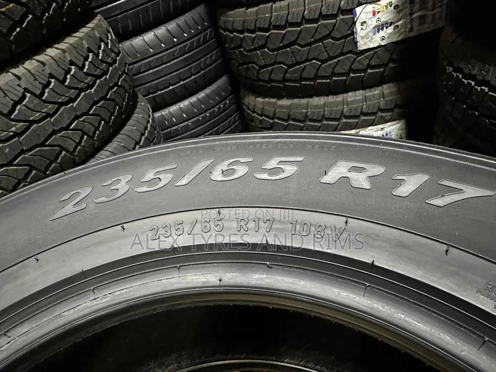 235/65r17 Pirelli Tyres