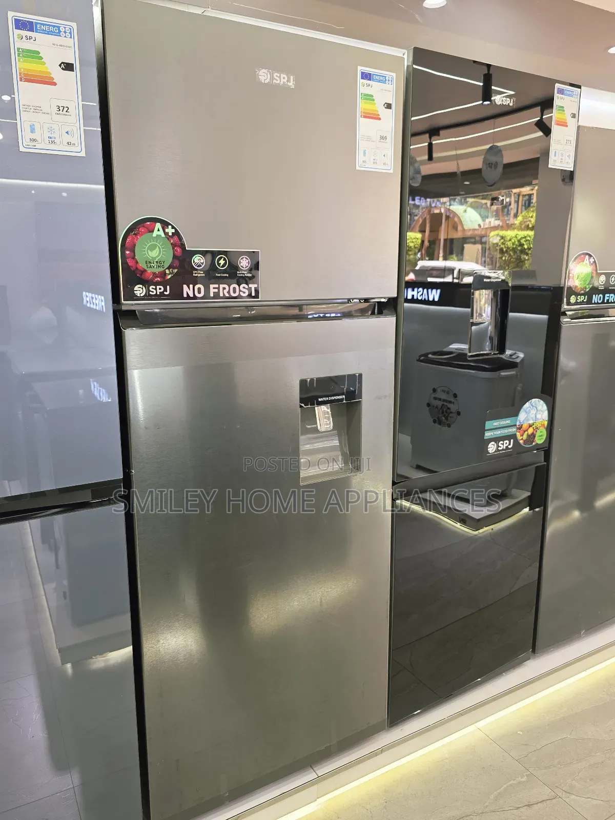 370ltrs SPJ Double Door Refrigerator With Dispenser
