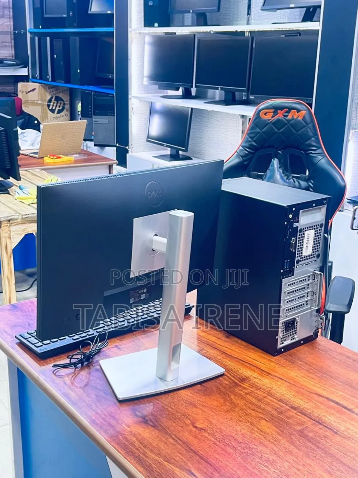 New Desktop Computer Dell Vostro 3900 8GB Intel Core I5 HDD 1T