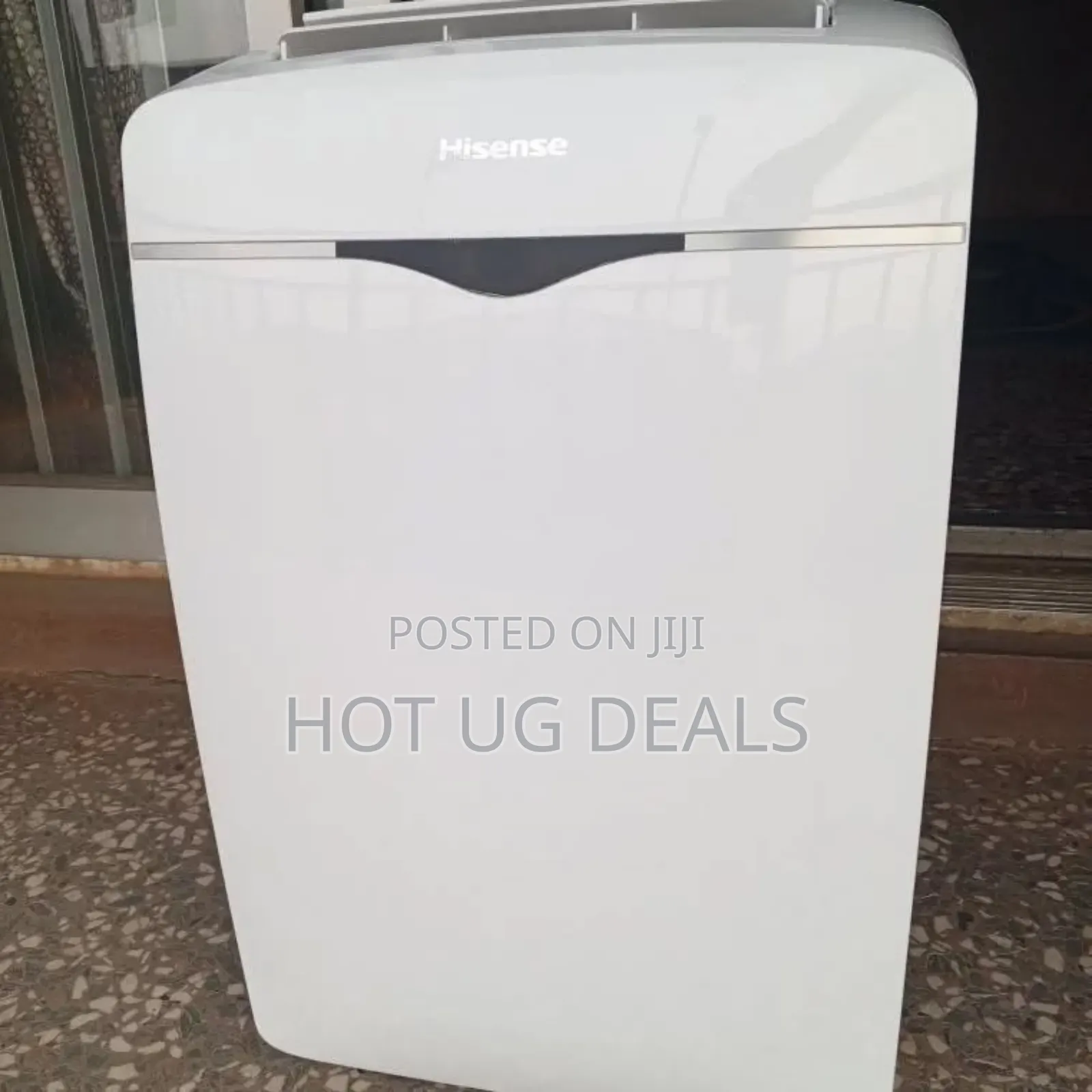 Hisense 12,000 Btu Mobile Air Conditioner White