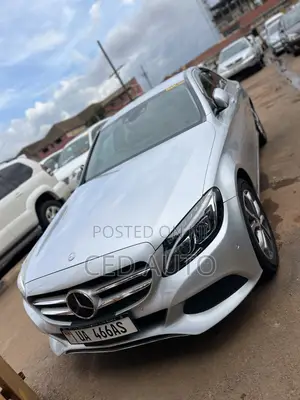 Mercedes-Benz C200 2016 Silver