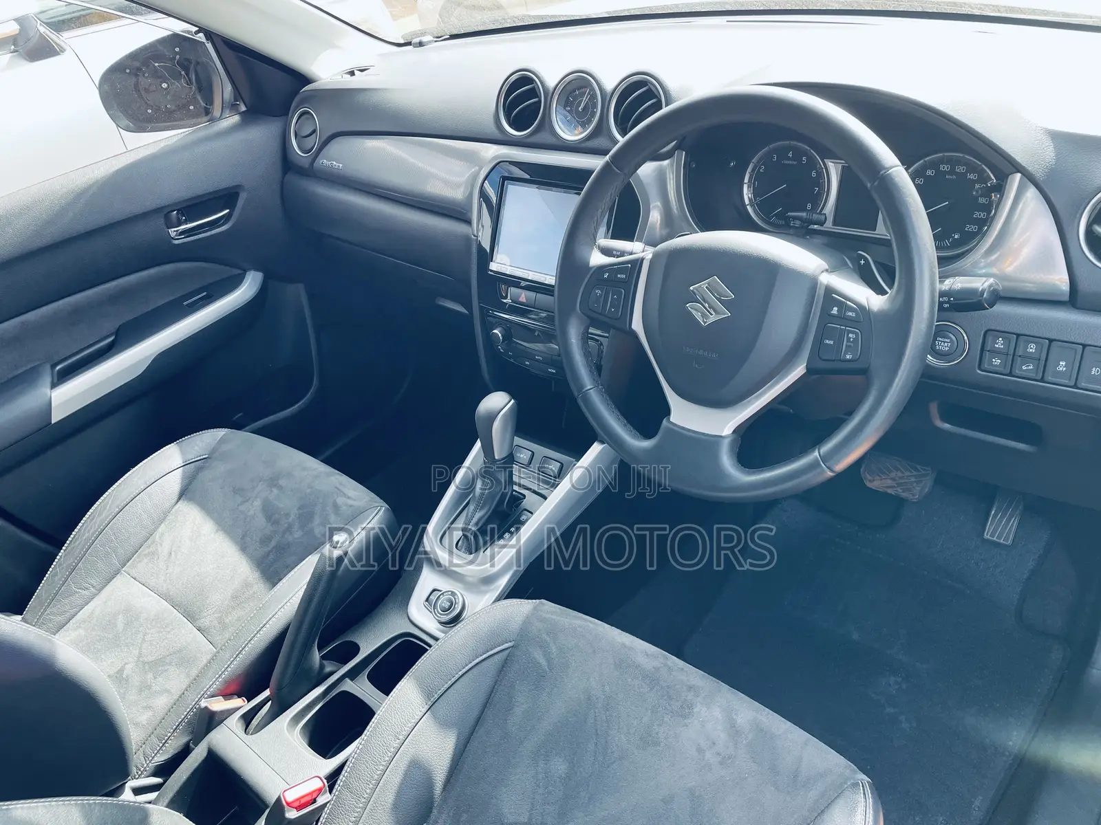 Suzuki Escudo 2017 Blue
