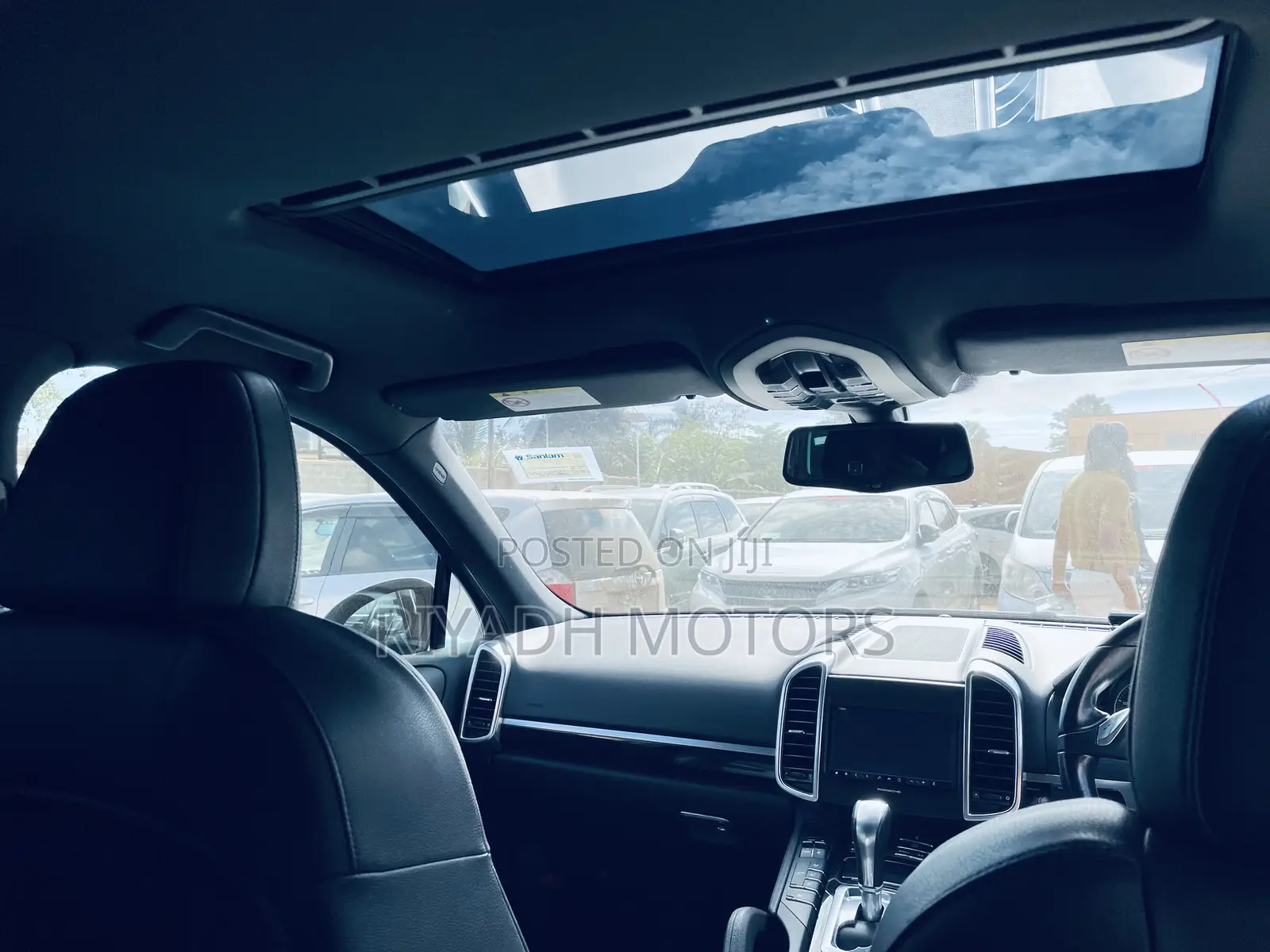 Porsche Cayenne 2012 White