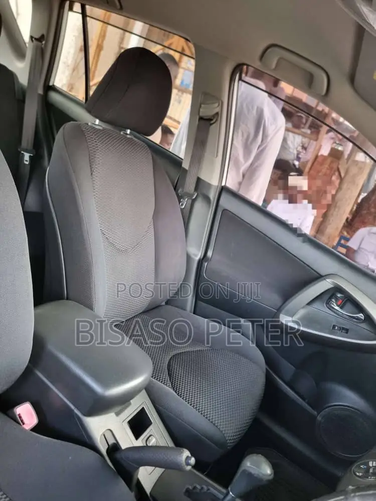 Toyota RAV4 2009 White
