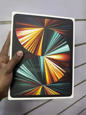 New Apple iPad Pro 12.9 (2022) 2 TB Silver