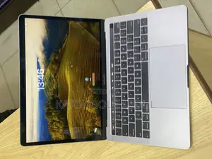 New Laptop Apple MacBook Air 8GB Intel Core I5 SSD 256GB
