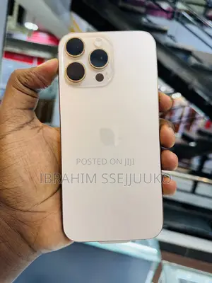 New Apple iPhone 16 Pro Max 256 GB Gold