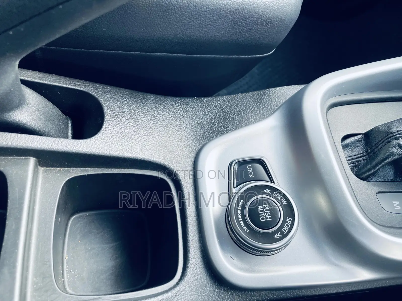Suzuki Escudo 2017 Blue
