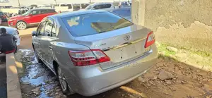Toyota Premio 2016 Silver