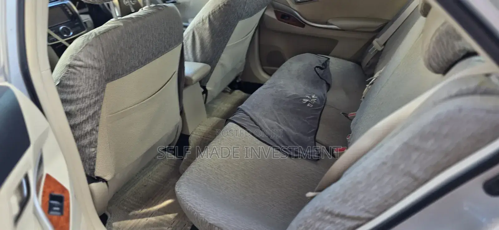 Toyota Premio 2016 Silver