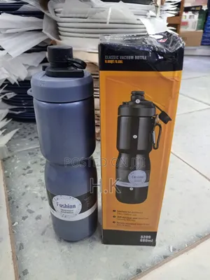 680ml Fashion Classic Vacuum Bottle
