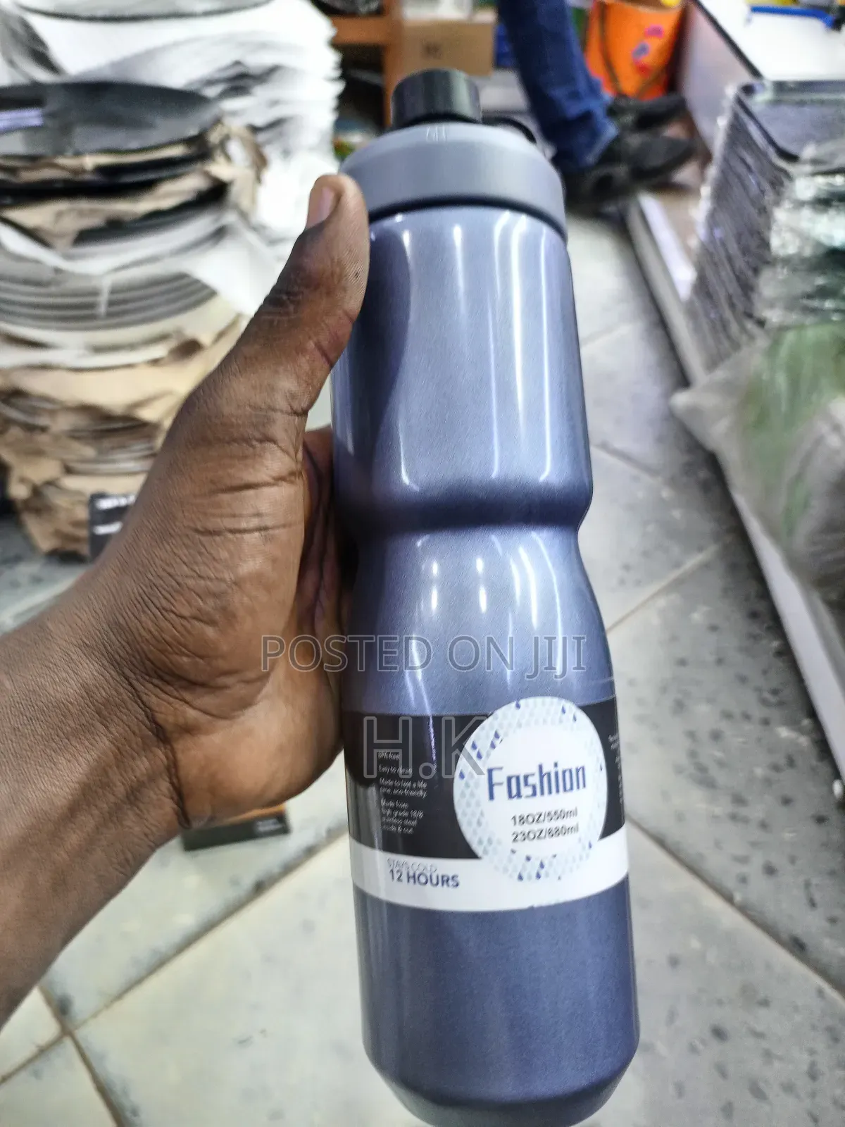 680ml Fashion Classic Vacuum Bottle