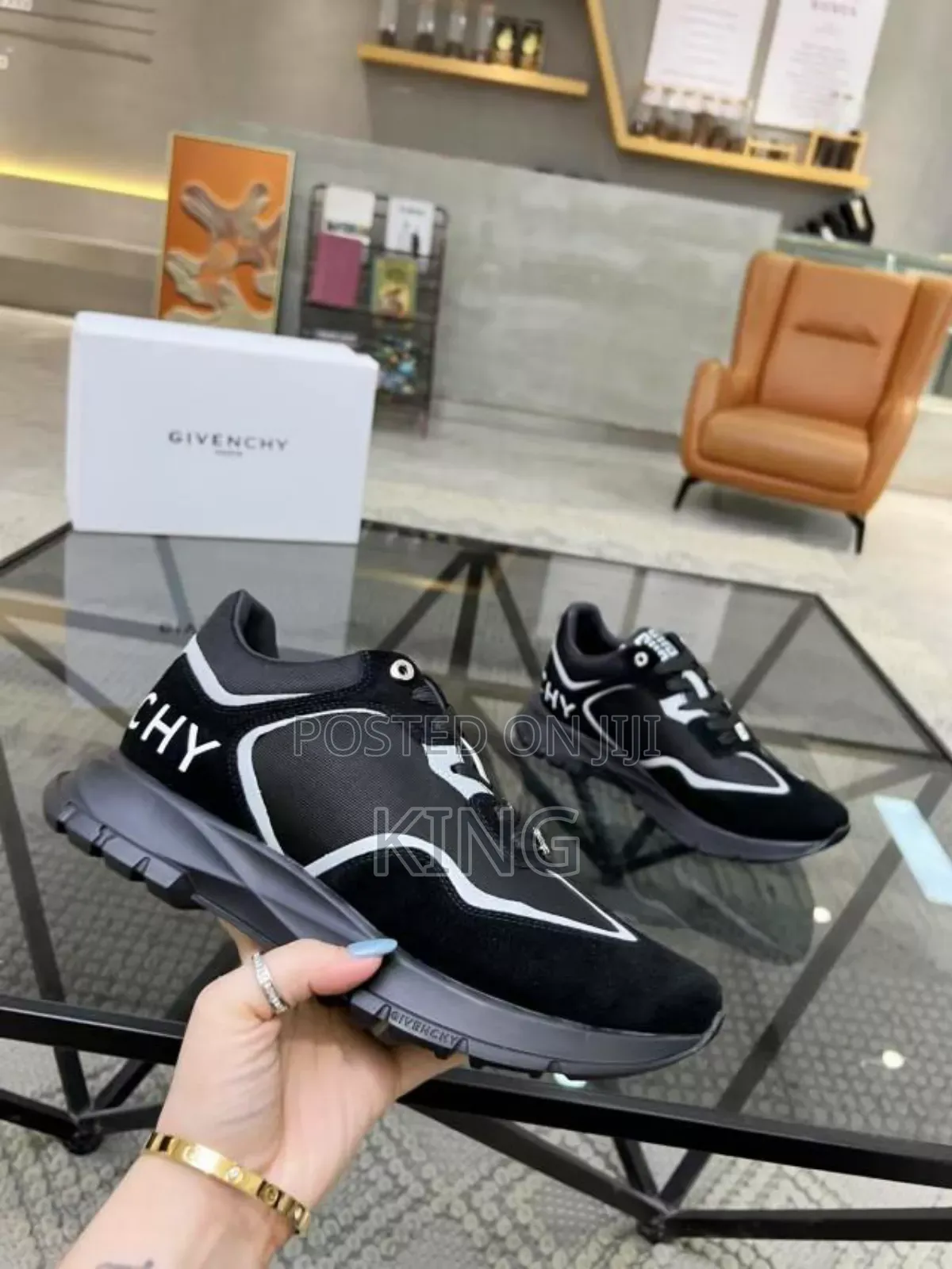 Givenchy Luxus Sneakers