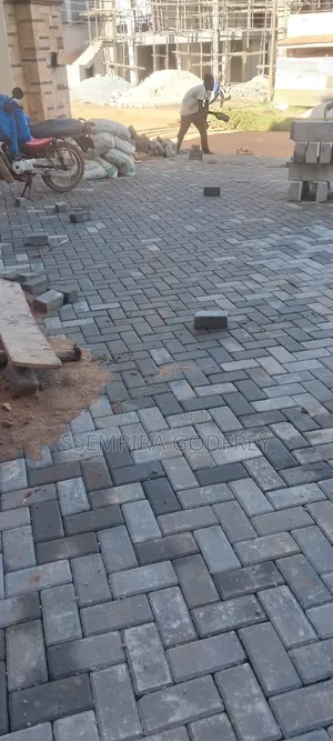 Rectangular Proffetional Installer for Pavers