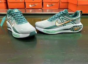 Nike Air Zoom Pegasus 38 Sneakers