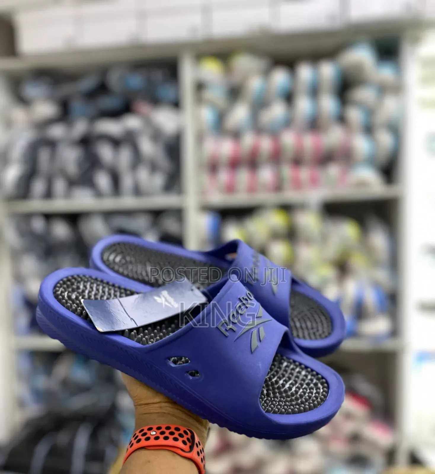 Reebok Slide. Massager