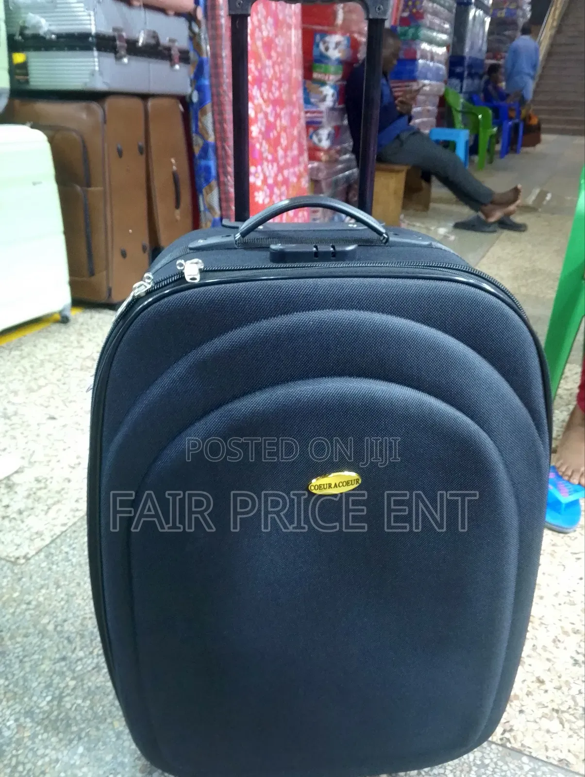 Cloth Suitcases. Large. ( Black).