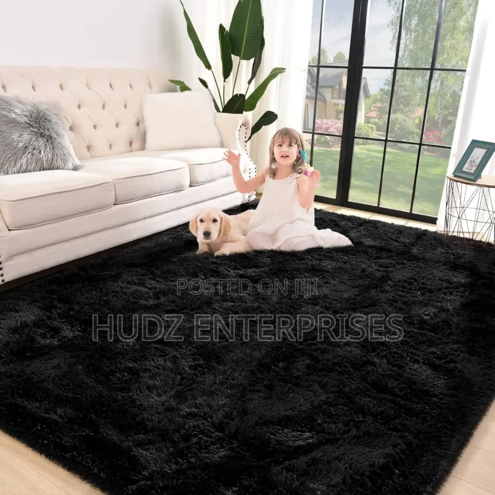 Fluffy Center Carpet Black