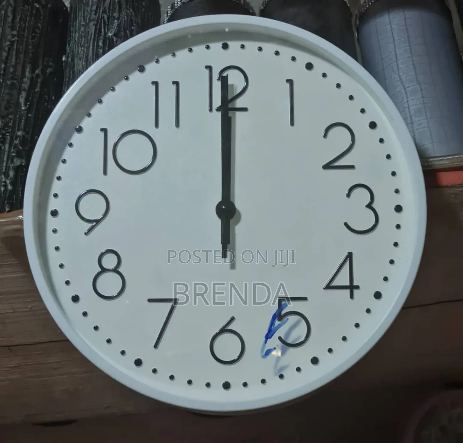 Brand New Quartz Wall Clock
