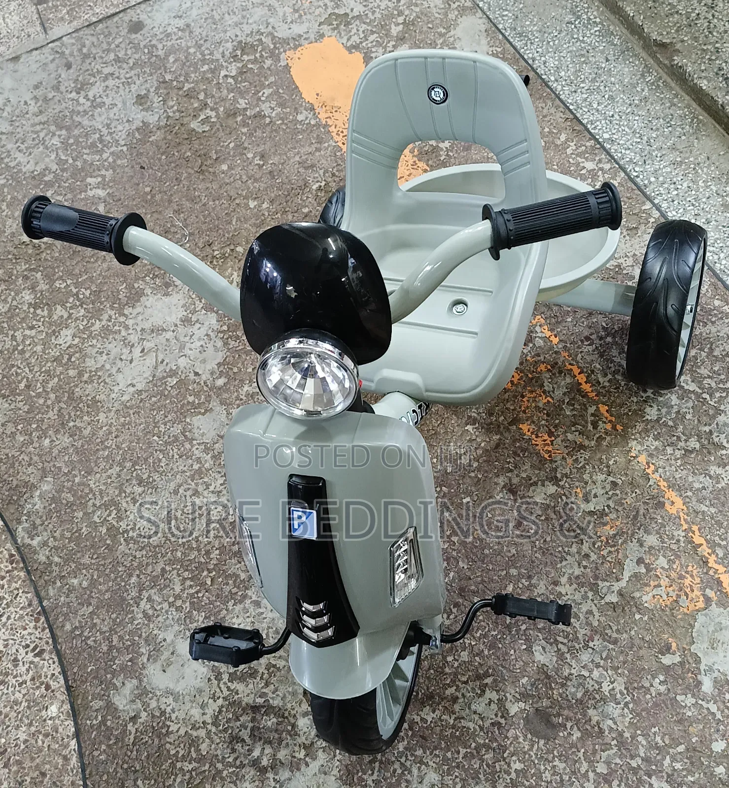 Poa Tricycle
