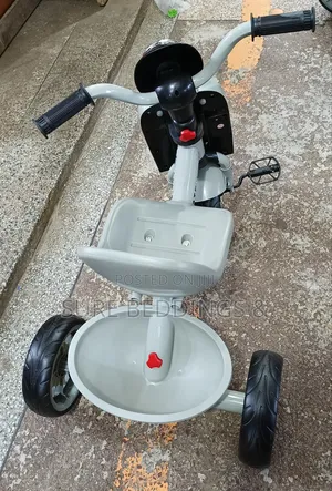 Poa Tricycle
