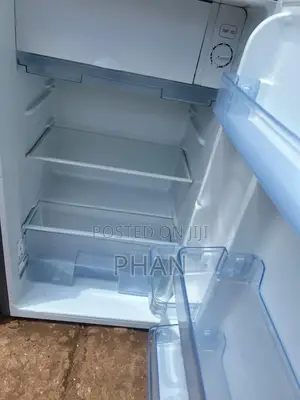 Hisense Used 160l Fridge