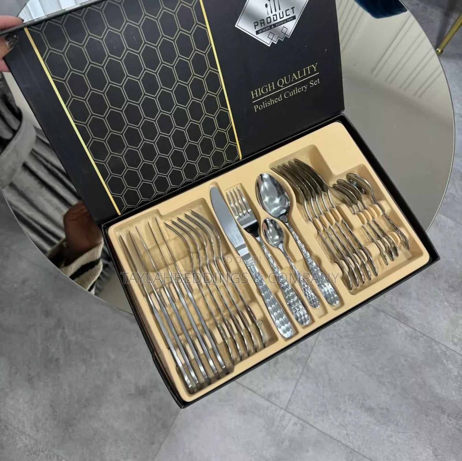 Stainless Steel 24-Piece Cutlery Set With Gift Box